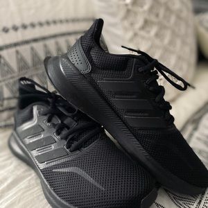 Runfalcon Boy’s Adidas Sneakers